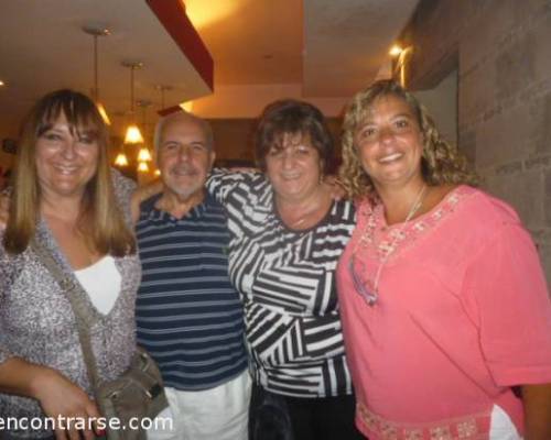 Hermosas sonrisas!! :Encuentro Grupal LA TERTULIA DE LOS JUEVES EN DEVOTO EN QUATTRO MORI-(QM) 