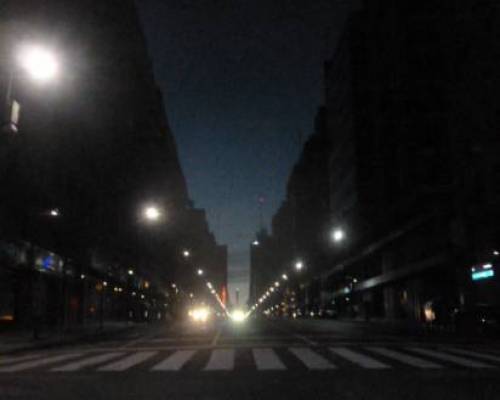 11625 5 CORRIENTES NOCTURNA POR LA JONES