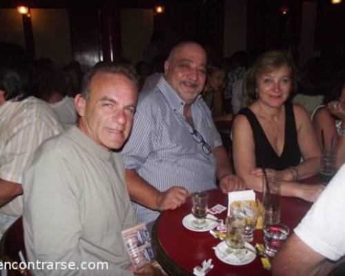 Harut qué feliz estás , me pone muy contenta . :Encuentro Grupal FIEL A SU HISTORIA.... DON EMILIO  "EN BANDA" FESTEJA SU CUMPLEAÑOS CANTANDO