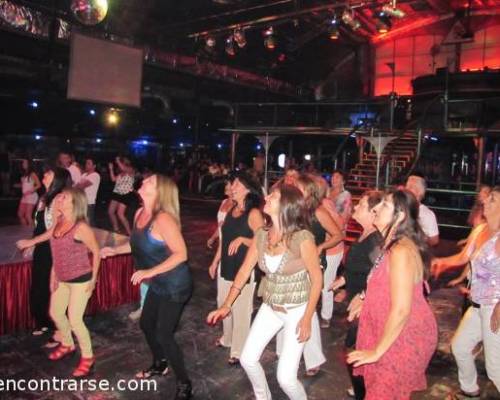 11866 15 VAMOS A BAILAR Y CENAR CON SHOW EN VIVO