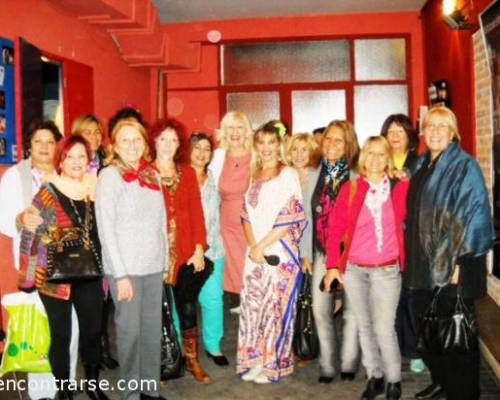 12050 2 !! VAMOS AL TEATRO A VER A NUESTRA COMPAÑERA GLADYS307 (MIRIAM) !!