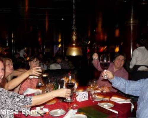 Salud Susy por muchos momentos de felicidad :Encuentro Grupal LAS OLAS Grill en VIERNES