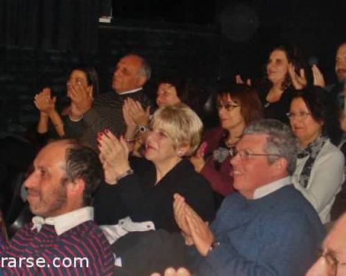 si mañana me autorizan a cargar más..subo las de la cena...GRACIAS POR EL HERMOSO MOMENTO QUE NOS HICIERON PASAR !!!! APLAUSOS PARA TODOS !!!! :Encuentro Grupal HOMENAJE TEATRAL ** LOS DESCHAVADOS ** -3ra. FUNCION-