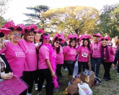 Felicitaciones  :Encuentro Grupal 10º Caminata Avón - Contra el cancer de mama
