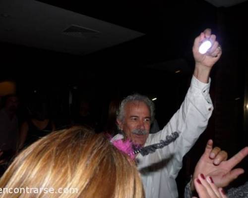 Luz , Cámara , Acción !!! :Encuentro Grupal Cumple de Bettina en CHAMPS ELYSEES