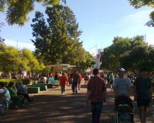 12979 16 PARQUE CENTENARIO: JAZZ, FERIA Y PASEO POR EL LAGO > ESTE DOMINGO