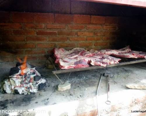 Puede ser que la llamita forme la V de Victoria, un conejito de play boy... ustedes que ven? :Encuentro Grupal " Asado de despedida en Capilla Del Monte "