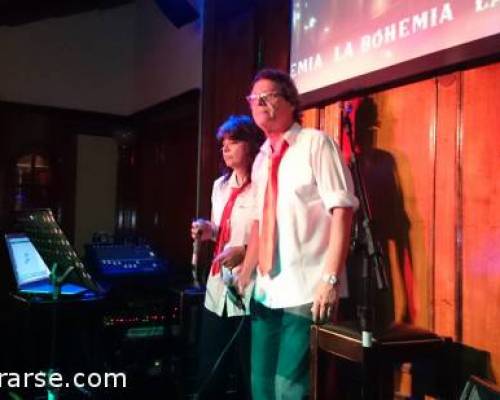 13001 9 "LOS BOHEMIOS" ADRIANA Y CARLOS CAPLO JUNTOS SON MUSICA Y BAILE