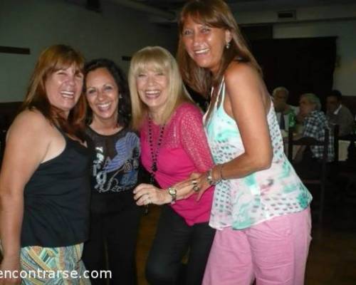 ALGUNAS BELLEZAS DEL CLUB DE LOS VIERNES!!! :Encuentro Grupal AGUAMAR1960 festeja su cumpleaños en EL CLUB DE LOS VIERNES!!!