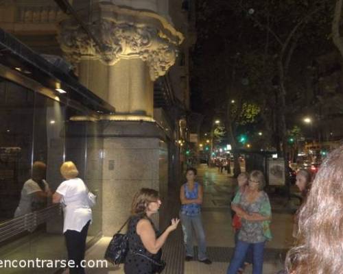 13028 177 AVENIDA DE MAYO NOCTURNA- POR LA JONES