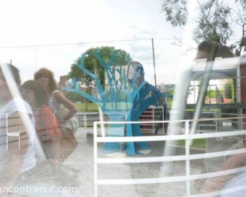 Encuentros Grupales (21/02/2015) :   COLEGIALES-MERCADO DE LAS PULGAS -LOS GRAFITIS DEL BARRIO- POR LA JONES