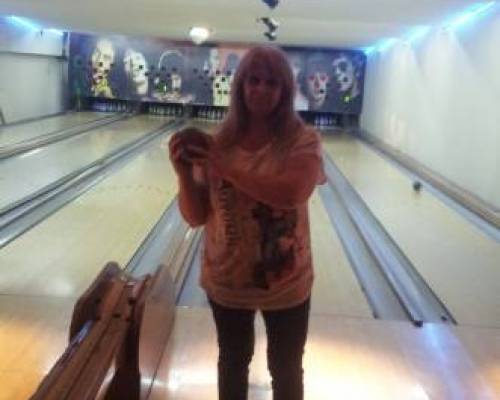13093 13 VAMOS A JUGAR AL BOWLING ENTRE AMIGOS!!!