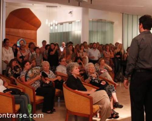 13122 28 "EL DIA DE LA MUJER" en Vicente López