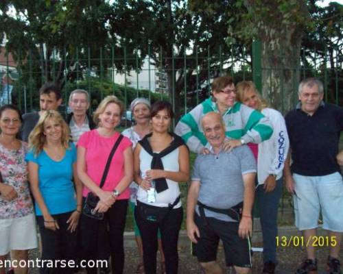 13245 4 " Caminata en el Parque Centenario " ( Los Endorfina2)