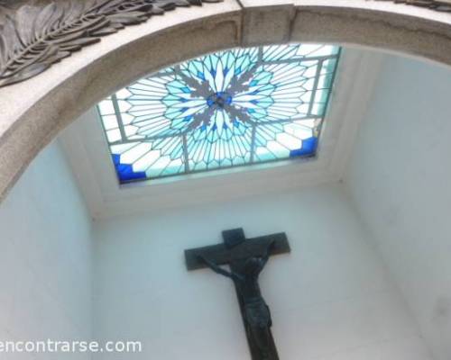 13284 10 CEMENTERIO DE LA RECOLETA POR LA JONES