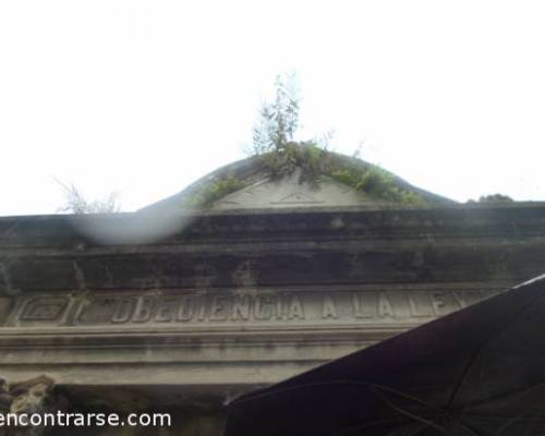 13284 22 CEMENTERIO DE LA RECOLETA POR LA JONES