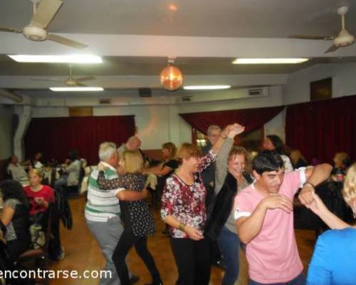 13605 25 AL DIA DEL TRABAJADOR, LO FESTEJAMOS EN EL CLUB DE LOS VIERNES!!!!