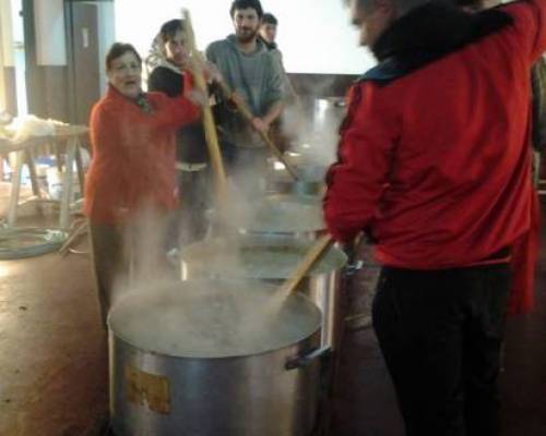 Que manera de Cocinar! :Encuentro Grupal FIESTA NACIONAL DEL LOCRO Y LA EMPANADA