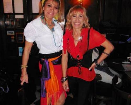 Divinas!!! :Encuentro Grupal ""LO PROMETIDO ""FIESTA DE DISFRACES CON KARAOKE!