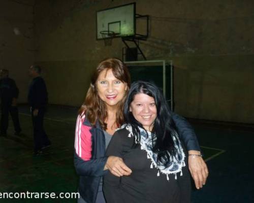 En un alto en el camino, aprovechamos para capturar las mejores sonrisas! :Encuentro Grupal EL DEPORTE EN EL RECUERDO