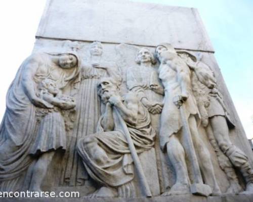 13734 15 CEMENTERIO DE LA RECOLETA POR LA JONES