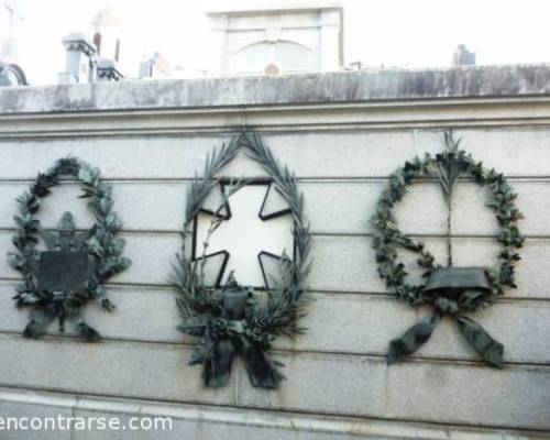 13734 19 CEMENTERIO DE LA RECOLETA POR LA JONES