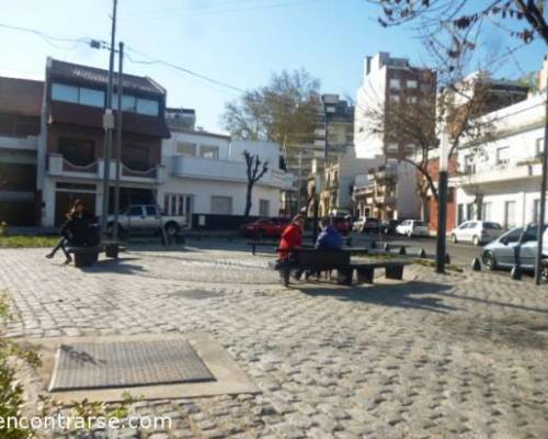 13770 15 FLORES- PLAZA MISERICORDIA, BARRIOS OBREROS Y PAPA FRANCISCO POR LA JONES