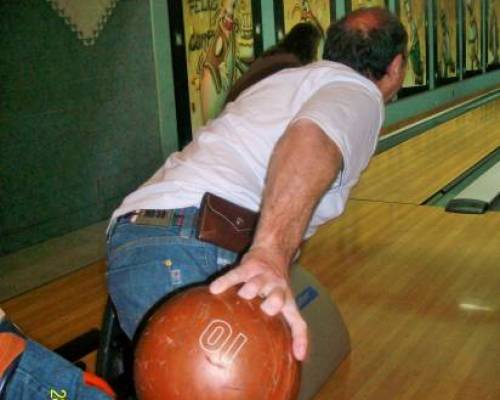 Esa Hetitorrrrrrrrrrr :Encuentro Grupal Veni a jugar al Bowling!!! Ping Pong y Pool