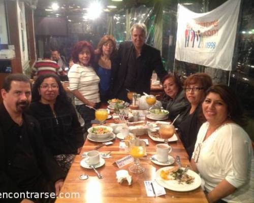 13815 2 Nos encontramos en DF a compartir la cena?