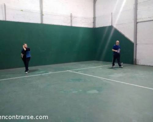 13847 14 ** Jugamos al Padel ?? **