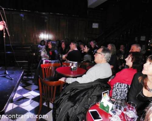 13946 18 NOCHE ESPECIAL DE HOMBRES, 5 CANTANTES EN EL ESCENARIO, 