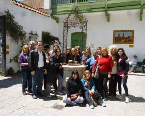 13970 121 LUJAN -CARLOS KEEN- ALMUERZO EN CAMINO ABIERTO POR LA JONES