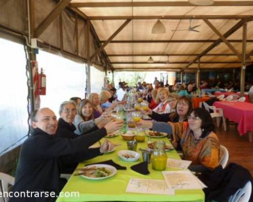 13970 140 LUJAN -CARLOS KEEN- ALMUERZO EN CAMINO ABIERTO POR LA JONES