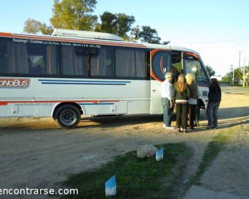 13970 257 LUJAN -CARLOS KEEN- ALMUERZO EN CAMINO ABIERTO POR LA JONES