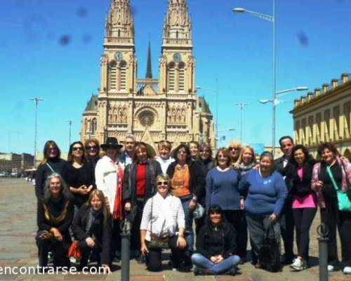 13970 6 LUJAN -CARLOS KEEN- ALMUERZO EN CAMINO ABIERTO POR LA JONES