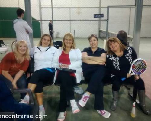 13974 4 **Jugamos al Padel ? **