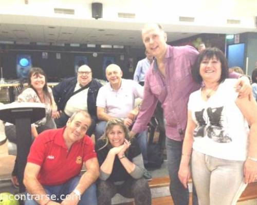 gracias por haber venido !!! :Encuentro Grupal BOWLING ENTRE AMIGOS