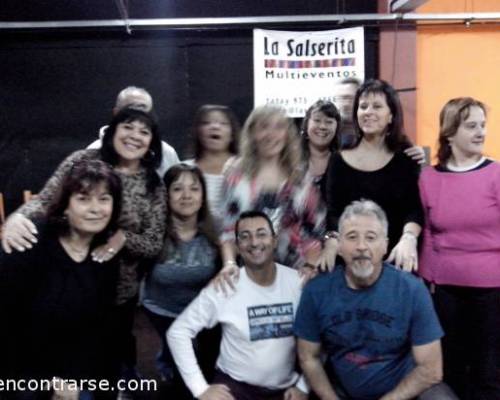 14089 4 " Clase de bachata y salsa en La Salsera " 