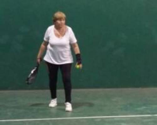 14129 6 **Jugamos al Padel ? **