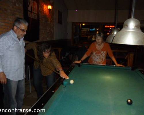 14190 7 Noche de domingo: POOL