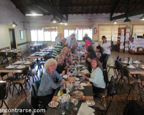 Todo el salón interior de La Floreada fue para nosotros !!!  :Encuentro Grupal AGRONOMÍA...CAMINA !