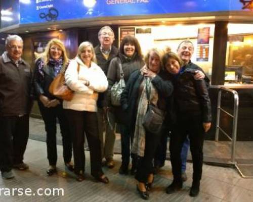 Encuentros Grupales (17/10/2015) :   SÁBADO, BUEN CINE EN BELGRANO.. Y BRINDAMOS POR EL DIA LA DE LA MADRE!!