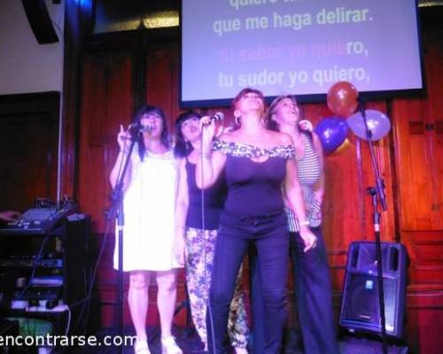 14427 75 ""FESTEJO MI CUMPLEAÑOS"" COMO DESDE HACE VARIOS AÑOS CON KARAOKE