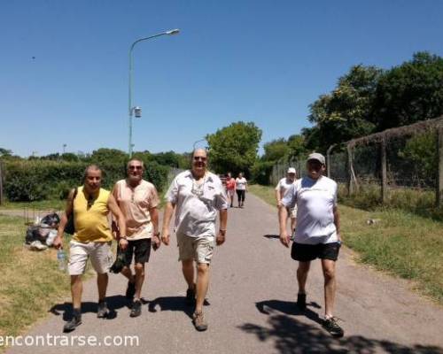 Encuentros Grupales (16/01/2016) :   AGRONOMÍA...CAMINA !