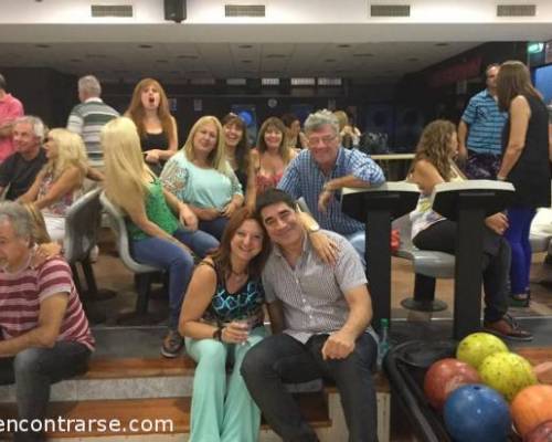 la Colo te vió Mariel y está como loca ! :Encuentro Grupal BOWLING .....VAMOS DE VUELTA ??????