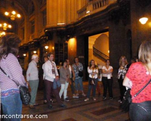 Encuentros Grupales (02/04/2016) :   LOS MASONES EN LA CIUDAD -VISITA AL BAROLO NOCTURNA-POR LA JONES