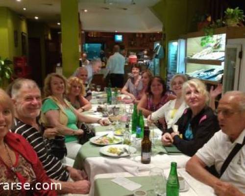 Bueno, ésta está mejor ! :Encuentro Grupal VIERNES...CON CINE !