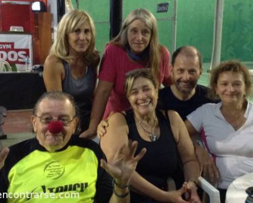 14906 15 **Jugamos al Padel ? **