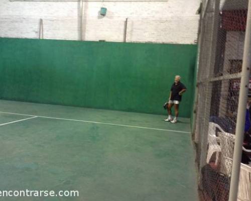 14906 9 **Jugamos al Padel ? **