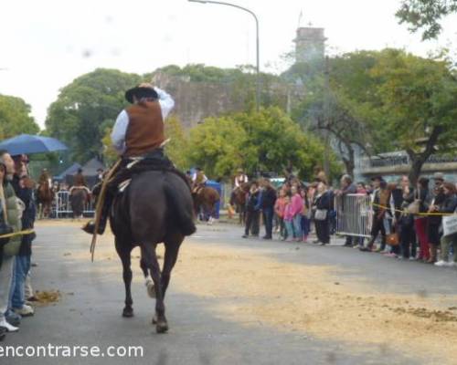 14918 24 FERIA DE MATADEROS y ALMUERZO LIBRE - POR LA JONES 